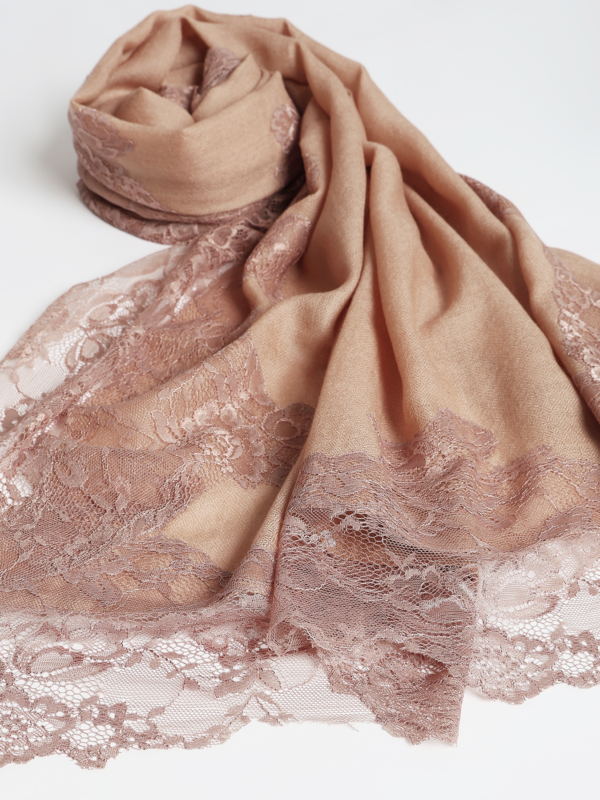 Antique Rose Lace-Trimmed Stole
